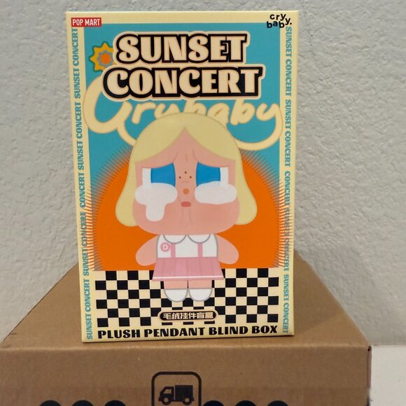 CRYBABY Sunset Concert Series -Plush Pendant Blind Box -Pink White - Picture 1 of 5